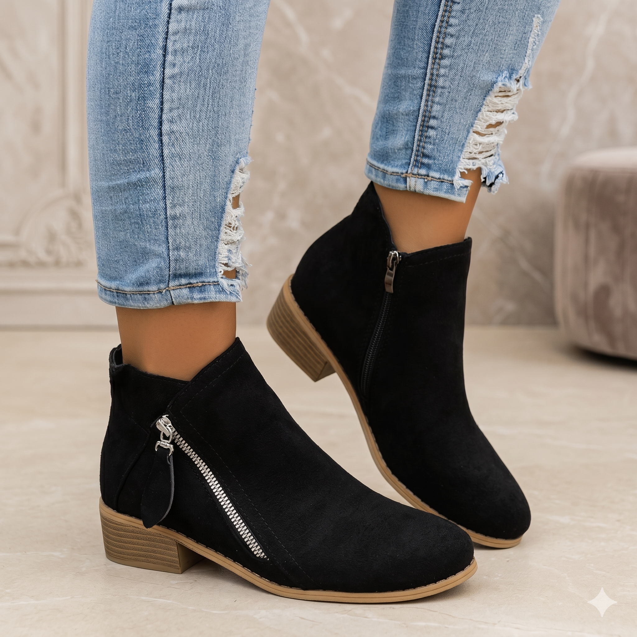 Fiora | Vintage Classic Boots