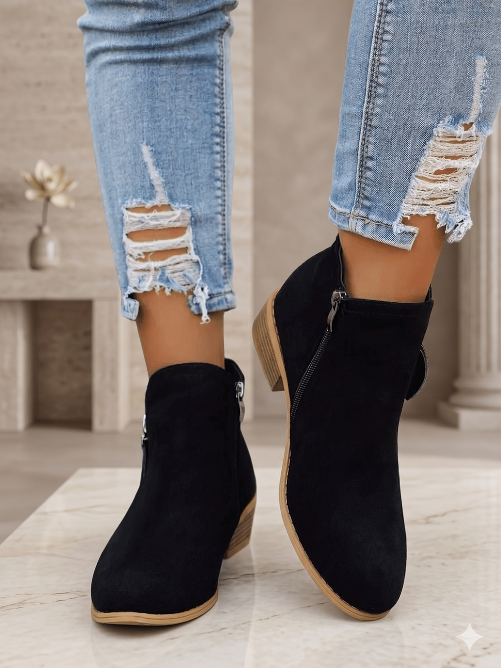 Fiora | Vintage Classic Boots