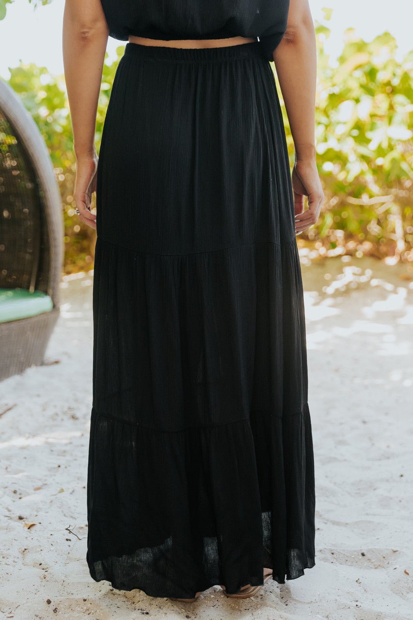 Sunrise Short Sleeve Top & Maxi Skirt Black Set
